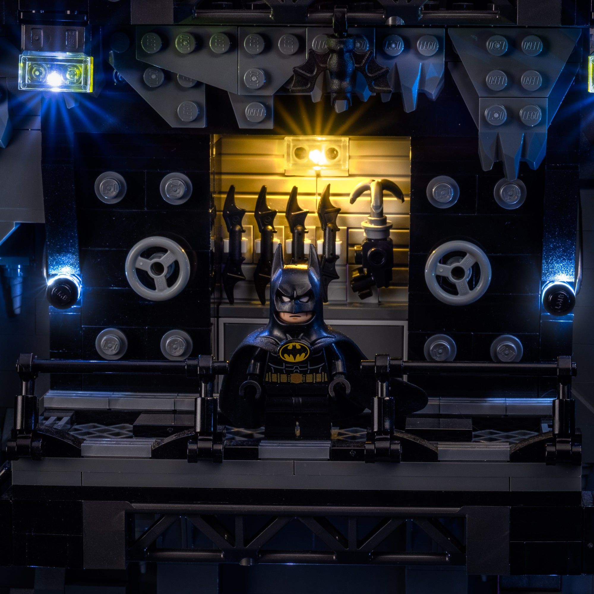Light Kit for LEGO® Batcave™ – Shadow Box #76252 | Light My Bricks