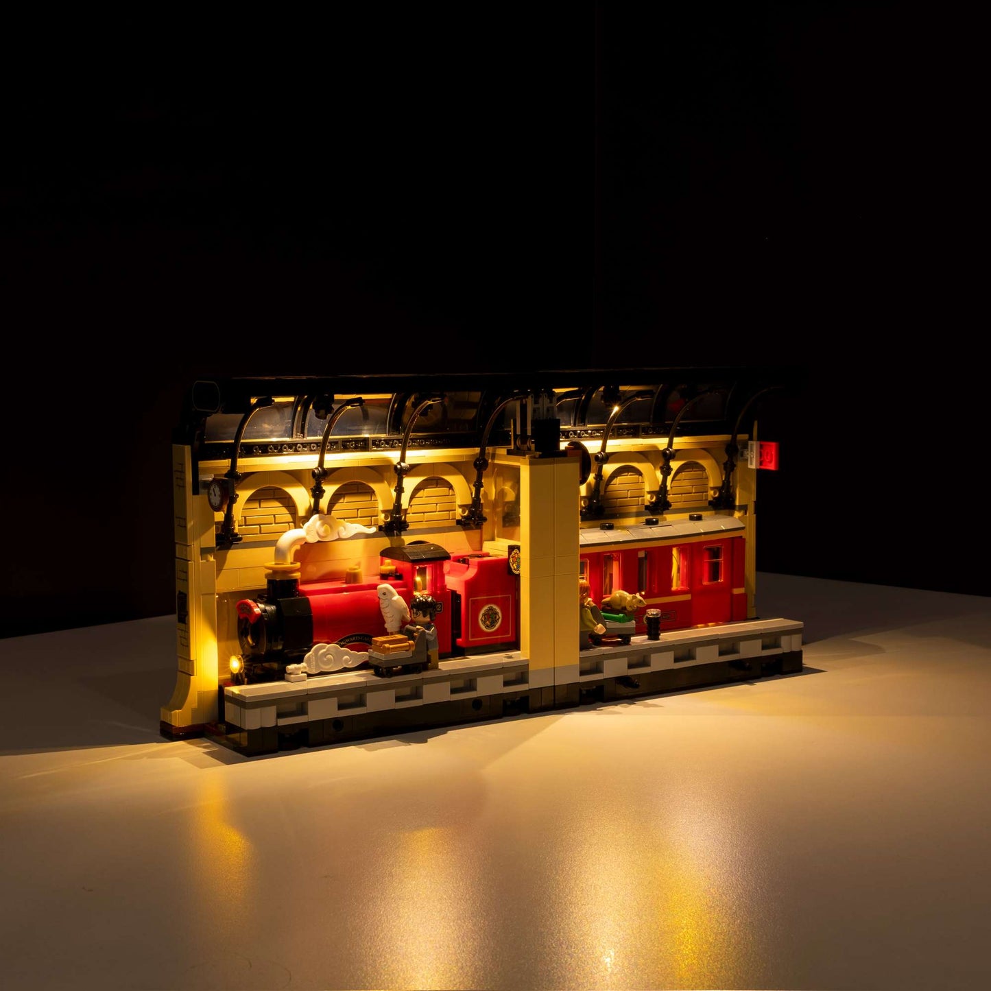 LEGO® Book Nook: Hogwarts™ Express #76450 DIY Light Bundle