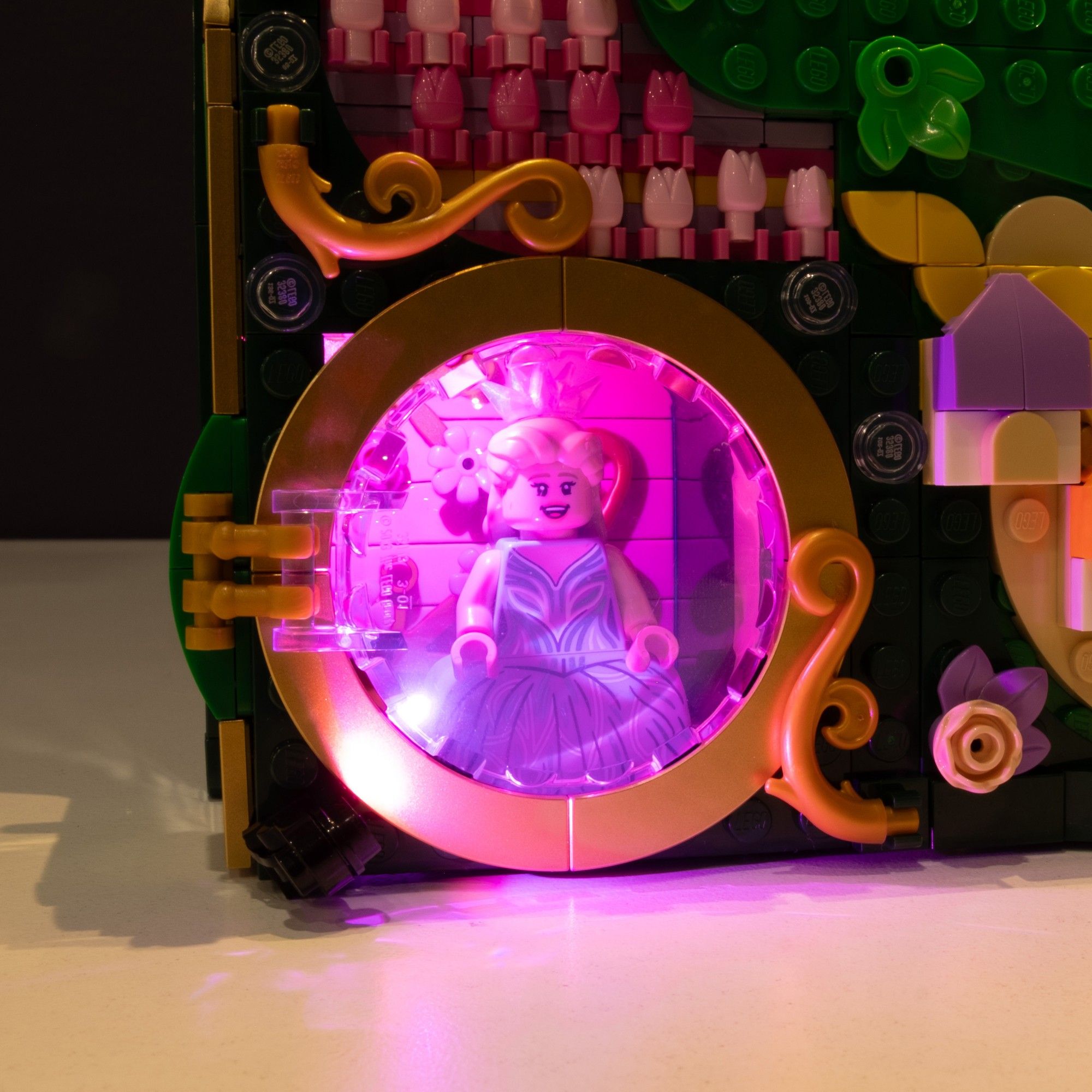 LEGO® Emerald City Wall Art #75685 DIY Light Bundle – CA