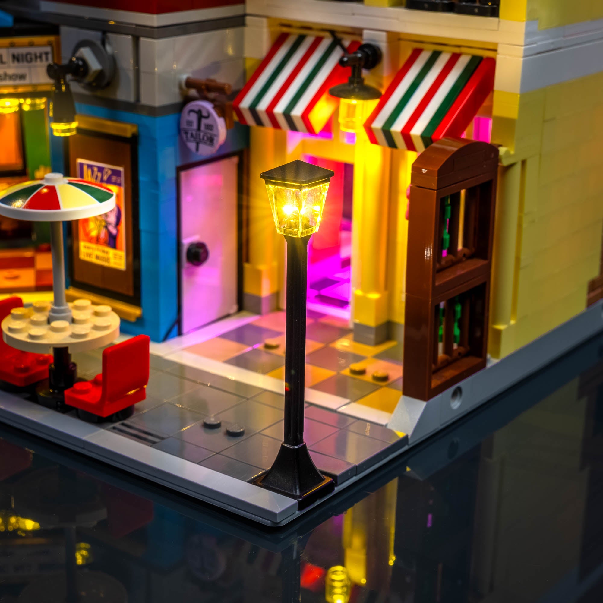 LMB 2.0 Light Kit for LEGO Jazz Club #10312 | Light My Bricks – CA