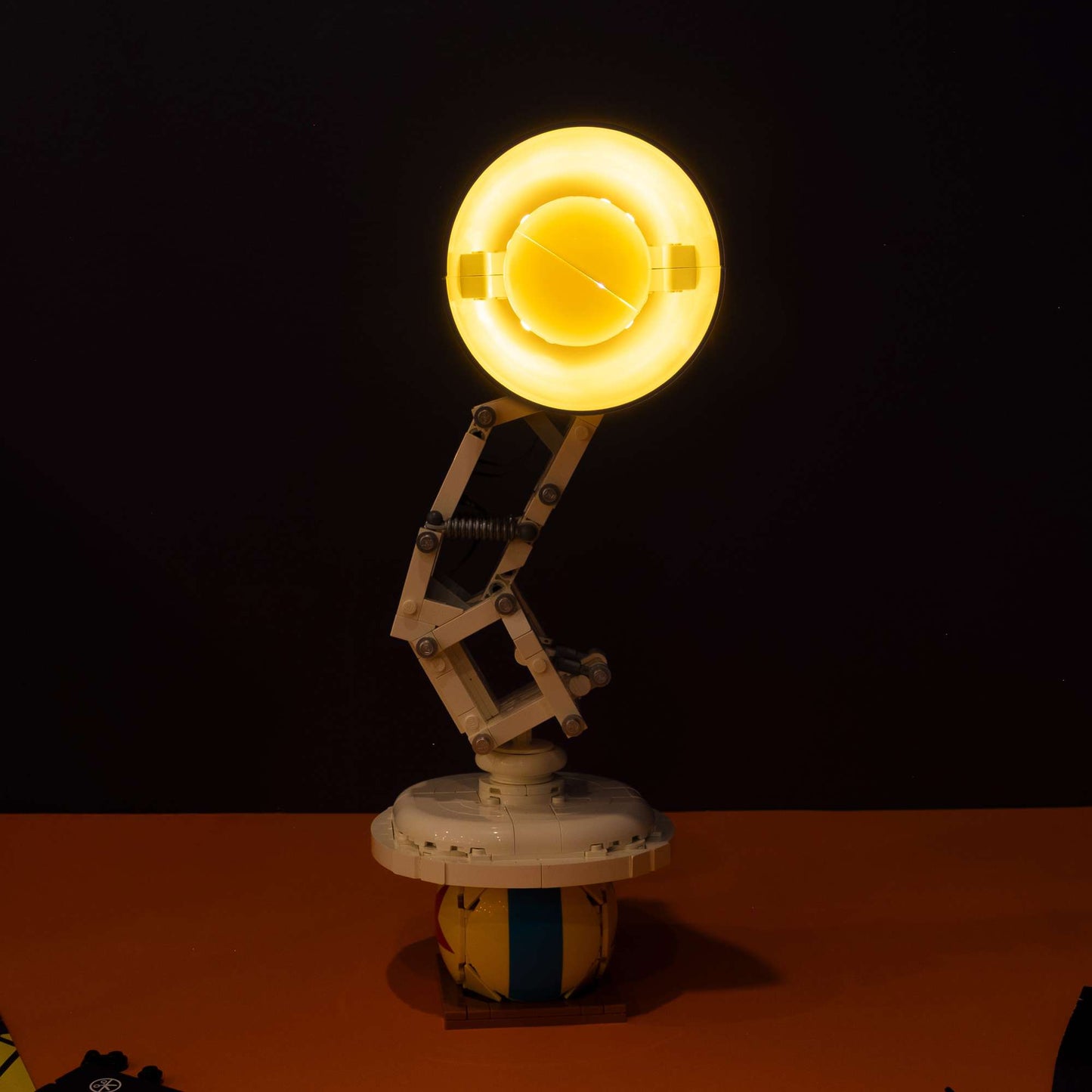 LEGO® Disney™ Pixar Luxo Jr. #21357 DIY Light Bundle