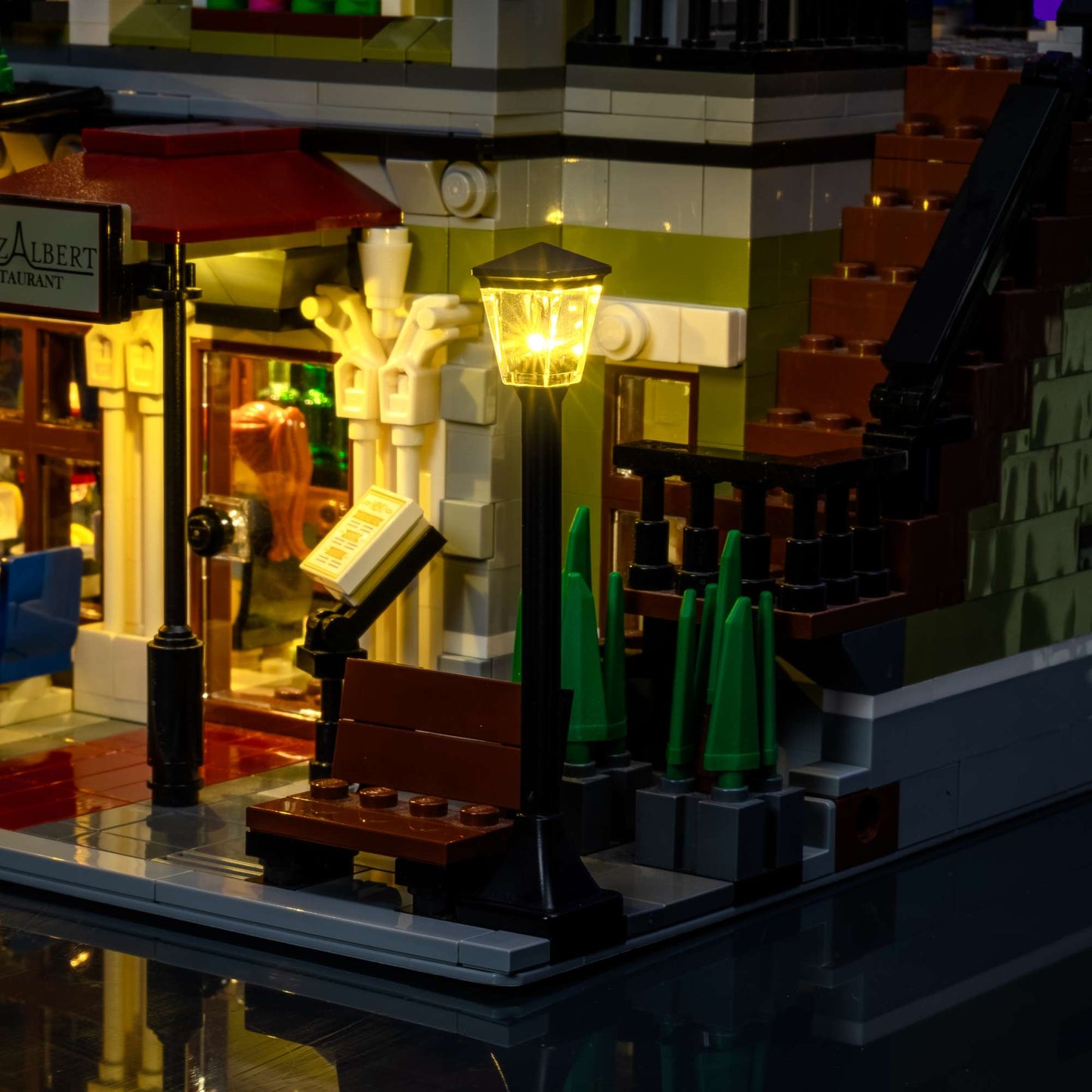 Light Kit for LEGO® Parisian Restaurant #10243