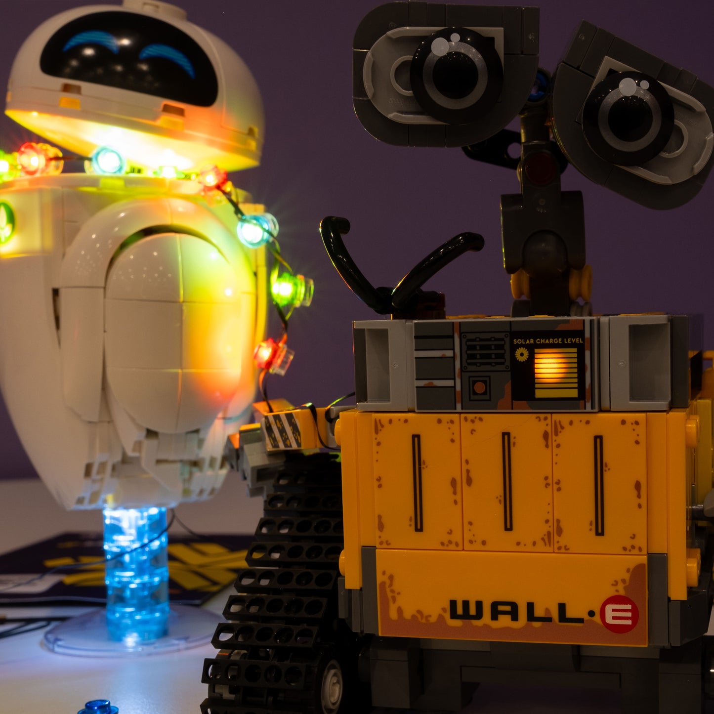 LEGO® WALL-E and EVE #43279 DIY Light Bundle